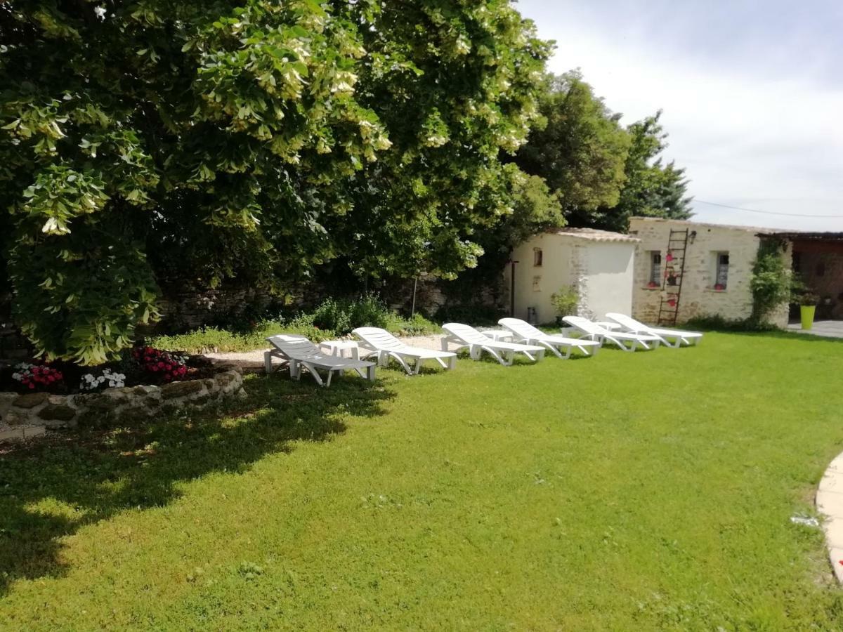 A La Maison D'Hotes La Baume-de-Transit Bagian luar foto